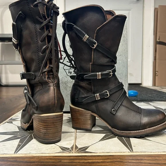 Freebird Cora boot size 8 - Picture 2 of 7